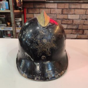 Antigo capacete de bombeiros nacional