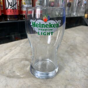 Copo de cerveja Heineken Light