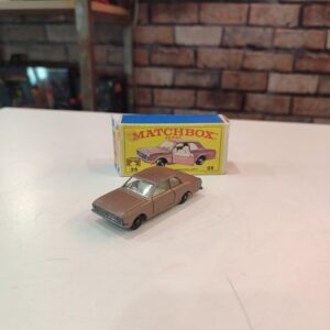 Carrinho Miniatura Ford Cortina 25 Matchbox