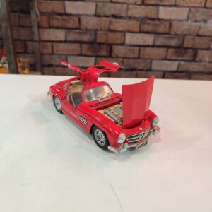 Carrinho Miniatura Mercedes Benz 300SL escala 1/24