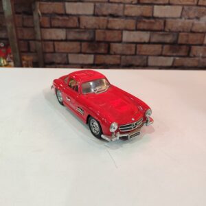 Carrinho Miniatura Mercedes Benz 300SL escala 1/24