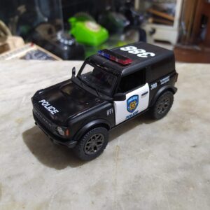 Miniatura Ford bronco polícia americana 2022