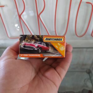 Carrinho Matchbox ford Thunderbird