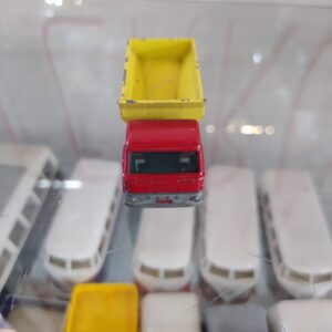 Carrinho Matchbox Grit – spreading truck