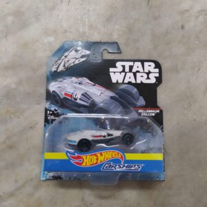 Carrinho Hotwheels Star Wars Millennium falcon