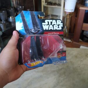 Nave Hotwheels Star Wars Kylo ren’s Command Shuttle