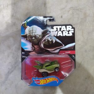 Carrinho Hotwheels Star Wars Yoda