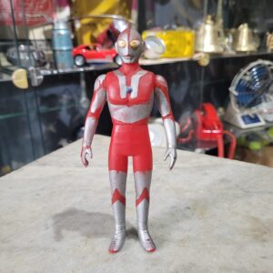 Boneco Ultraman Bandai 1966