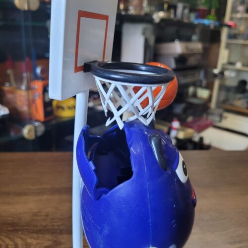 Antigo Boneco Dispenser M&M's Basquete - Image 2