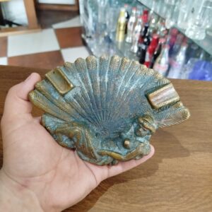Cinzeiro de bronze