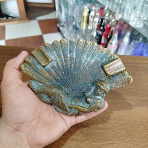 Cinzeiro de bronze