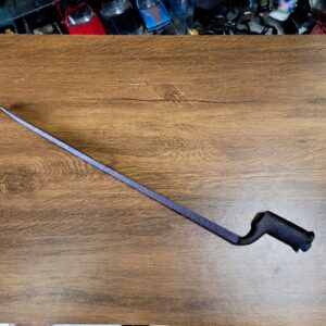 Antiga baioneta de alvado