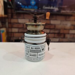 Moedor de Café em Porcelana com Tampa Hermética