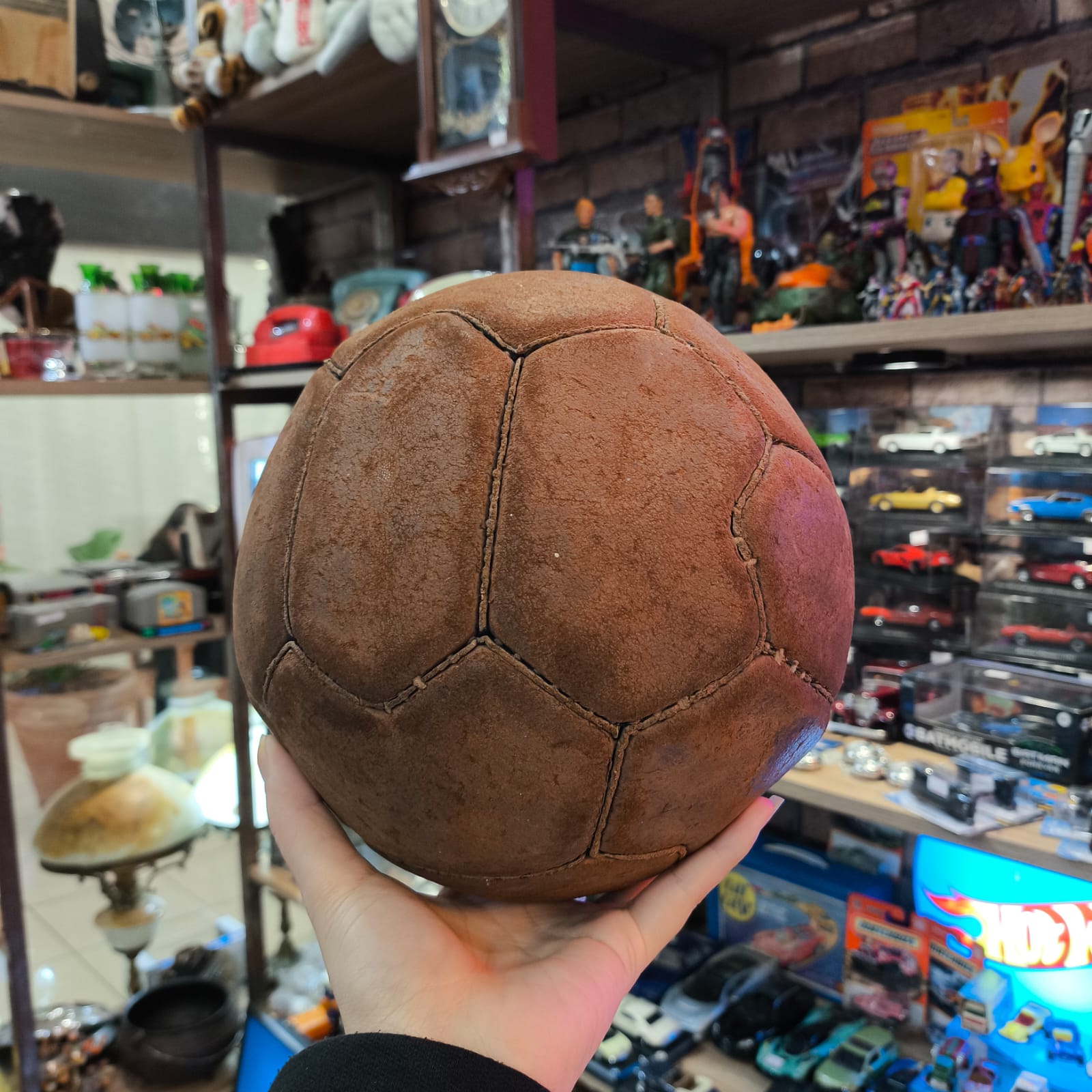 Bola de Futebol original dos anos 50 - Imagem 3