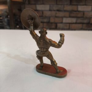 Boneco Gulliver Marvel Comics Capitão América Dourado de 1978