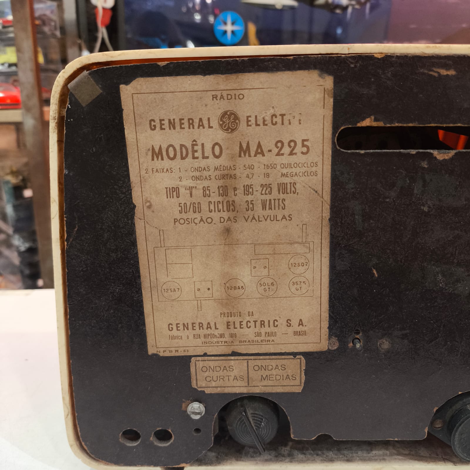 Antigo Rádio Valvulado General Electric - Imagem 9