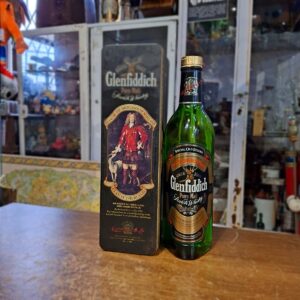 Whisky Glenfiddich Pure Malt com Estojo