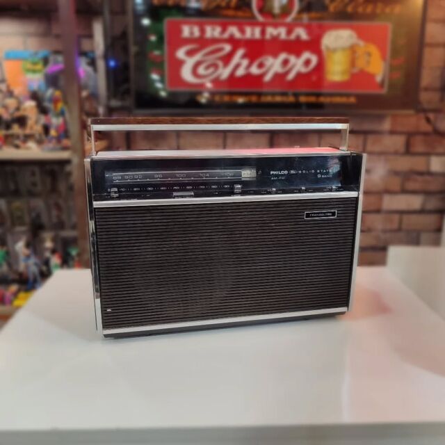 Novidades velhas de Domingo:
📸📺📻🎙️🎥🕹️➡️ Rádio Transglobe. Funcionando.
34cm de comprimento e 23cm de altura.
R$550.➡️ Arandela.
42cm de altura, 13cm de altura e 13cm de profundidade.
R$380.➡️ Castiçal em formato de Lâmpada.
13,5cm de comprimento e 10cm de altura.
R$160.➡️ Power Ranger original Bandai, anos 90
21cm de altura.
R$220.➡️ Câmera Pepsi 35mm.
R$160.👉 https://casadocacaredo.com 👈
.
Matriz - R. Rafael Clark 567 Bairro Partenon
☎ Fone: 51 99313-0727
☎ Whats: 51 99792-0613
⏰ Atendimento de segunda a sexta das 9h às 19h e Sábado das 13h às 17h.
.
Filial - Shopping Total - Loja 1134
☎ Fone 51 3018-7555
☎ Whats 51 3018-7555
⏰ Atendimento de segunda a sábado das 10h às 22h e domingos das 14h às 20h.
.
#casadocacaredo #brazilianpickers #cacadoresdereliquias #antique #antiquedealer #antiguidade #antiguidades #brasil #portoalegre #antiquario #antiquário #decoração #decoracao #vintage #enferrujado #mickey #telefone #cerveja